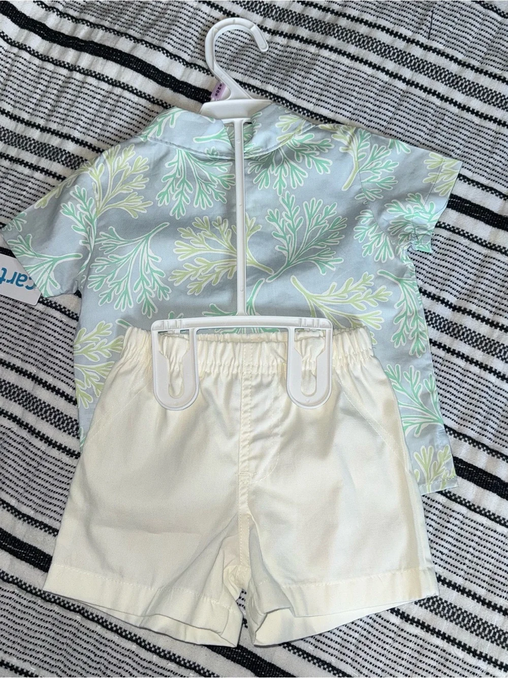 Carters baby boy outfit NWT matching set